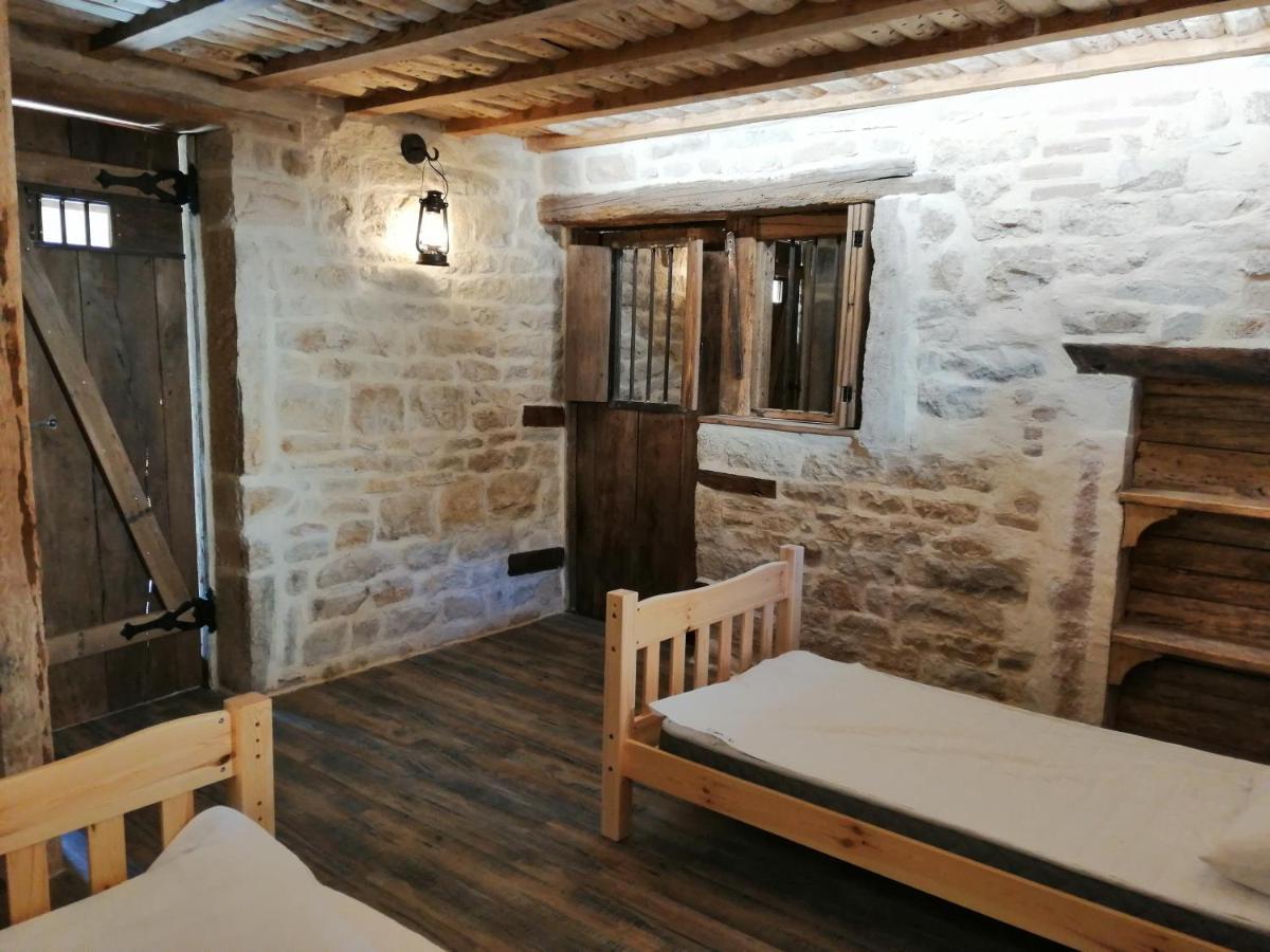 Gite Les Hauts De Morey - Aux Bonnes-Mares Morey-Saint-Denis Exterior foto